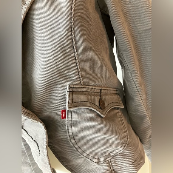 Levi’s Jean corduroy grey blazer! - Picture 4 of 6